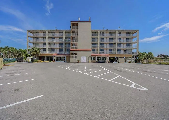 Baymont By Wyndham Panama City Beach